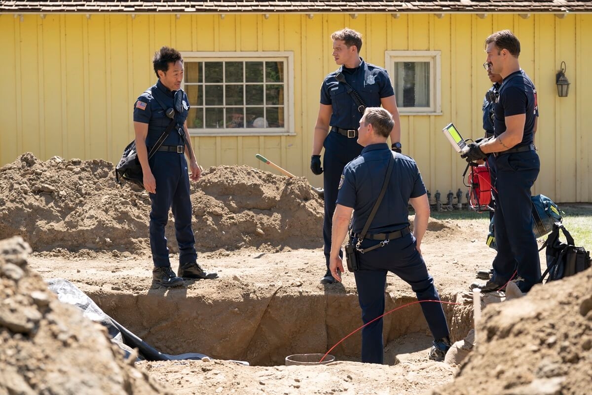 9 1 1 Season 8 Episode 6 Photos Confessions Promo And Cast 9 1 1 Season 8 Episode 6 Photos Confessions Promo And Cast