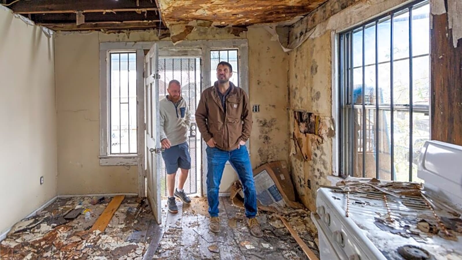 HGTV s Bargain Block Season 5 Premiere Date Everything Else We Know So Far Yardbarker