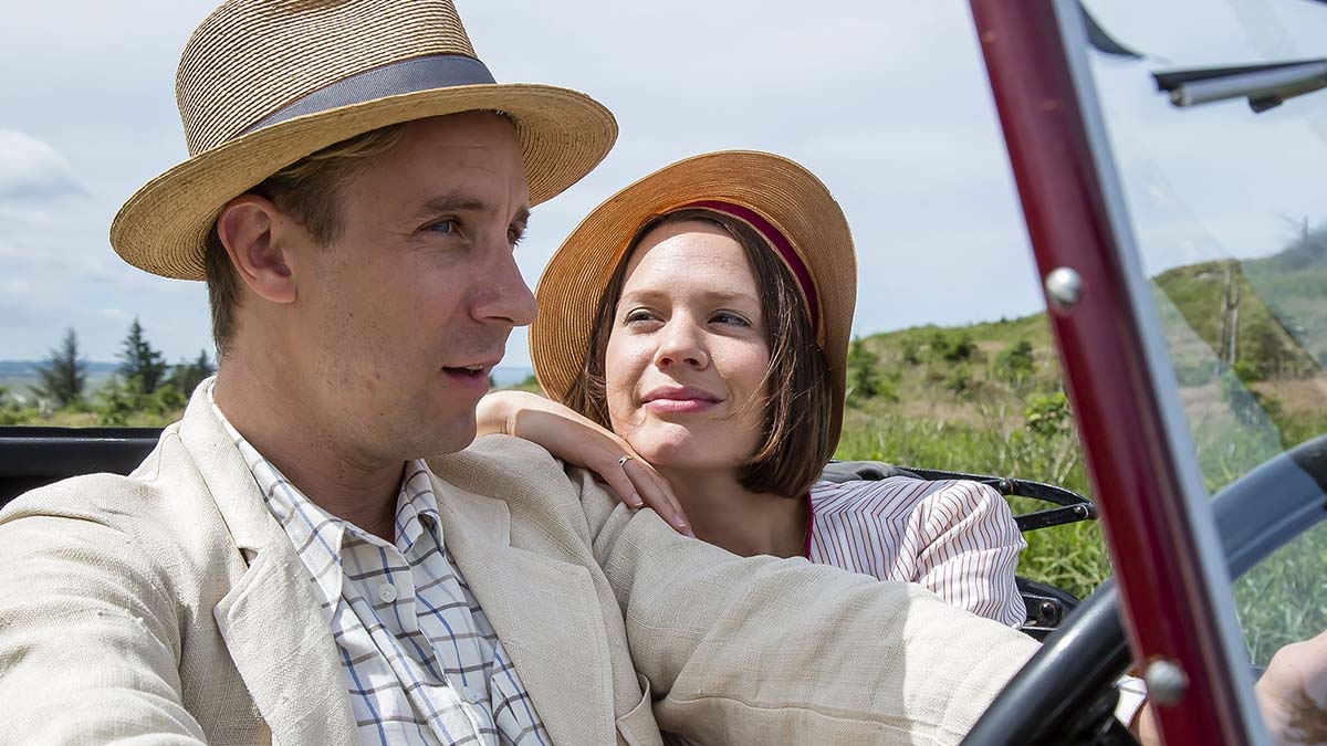 Walter Presents Seaside Hotel Season 4 Coming To All 4 In December Entertainment Focus